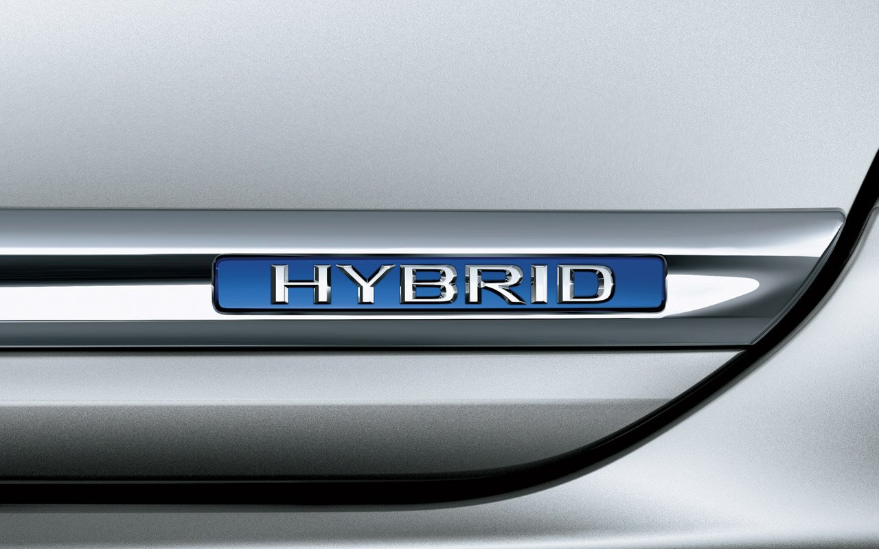 Full Hybrid with V8 Engine